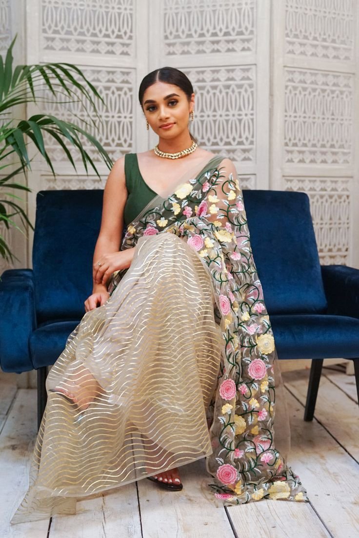 The Forest Emerald Saree - Image 3